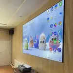 شاشة تلفزيون 250 بوصة بجودة 4K بضمان السوق لايف