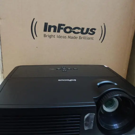 InFocus IN 2126 Projector InFocus IN 2126 Projector