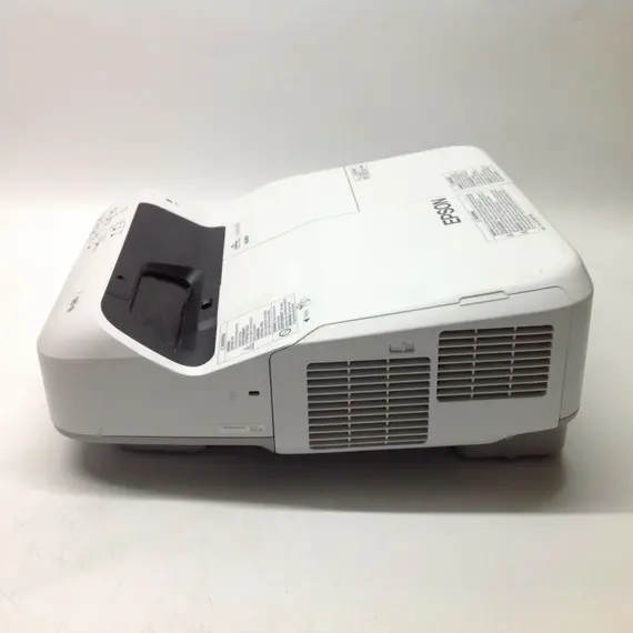 بروجكتور ايبسون الترا شورت ثرو | Epson EB-680 بروجكتور ايبسون الترا شورت ثرو | Epson EB-680
