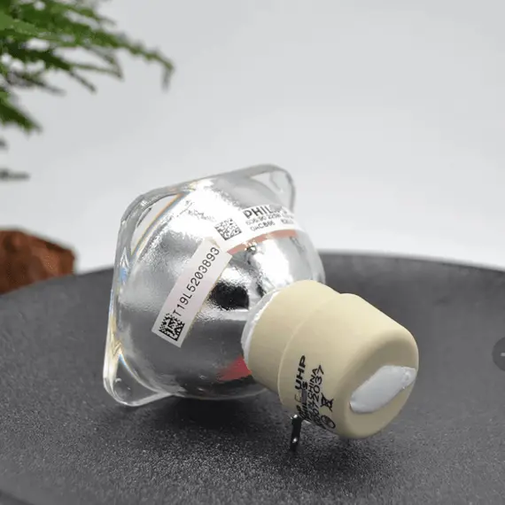 لمبة بروجيكتور NEC VE303 بالضمان | NEC VE303 Projector Lamp لمبة بروجيكتور NEC VE303 بالضمان | NEC VE303 Projector Lamp